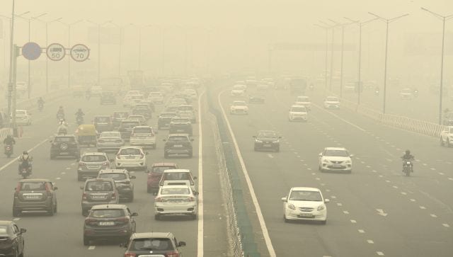Delhi pollution: Air quality remains in 